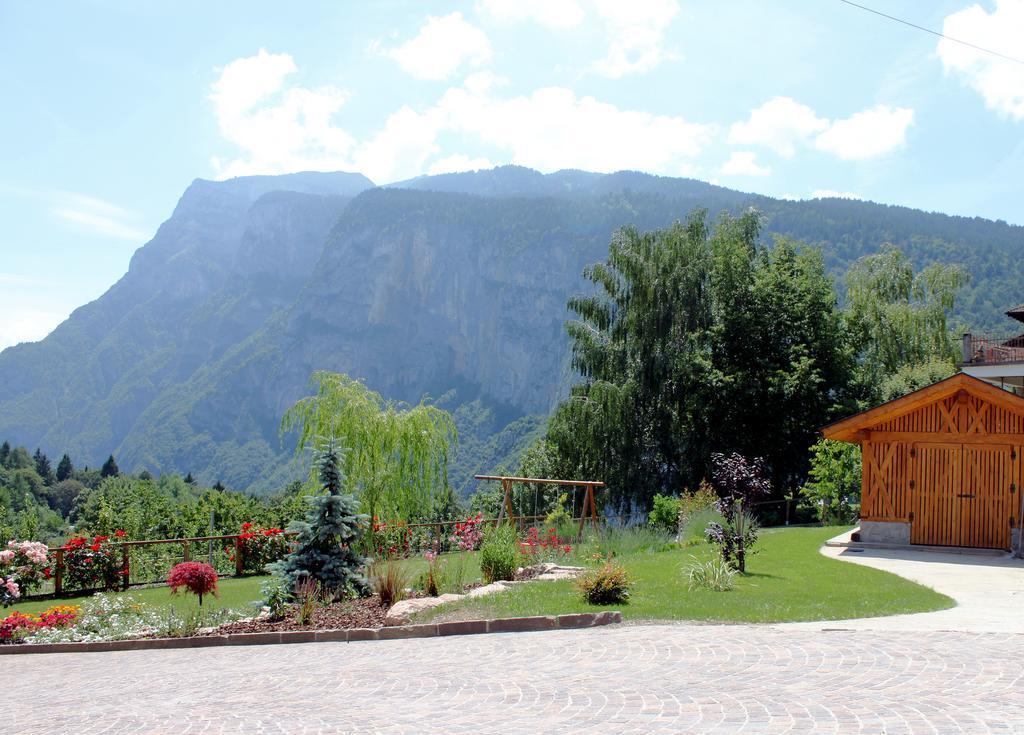 Il Giardino Di Anna - Appartamento 1 Fai della Paganella Exteriör bild